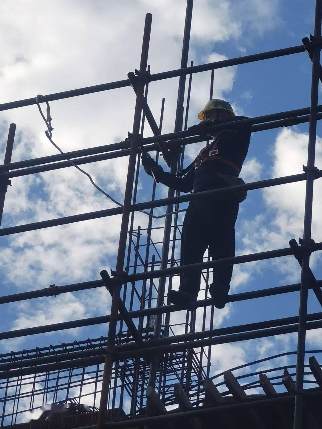 关注总承包公司开展高处作业管理专项治理