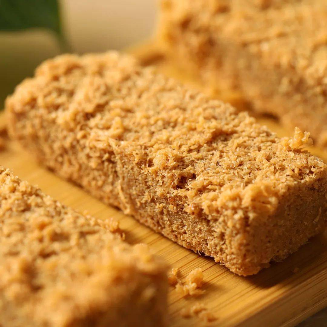 原味蛋酥,带点微甜,咬一口,就能尝到  十分原始