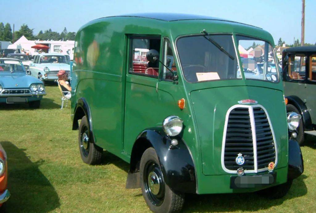 英国莫里斯j型车一款丑萌的奇葩经典面包车