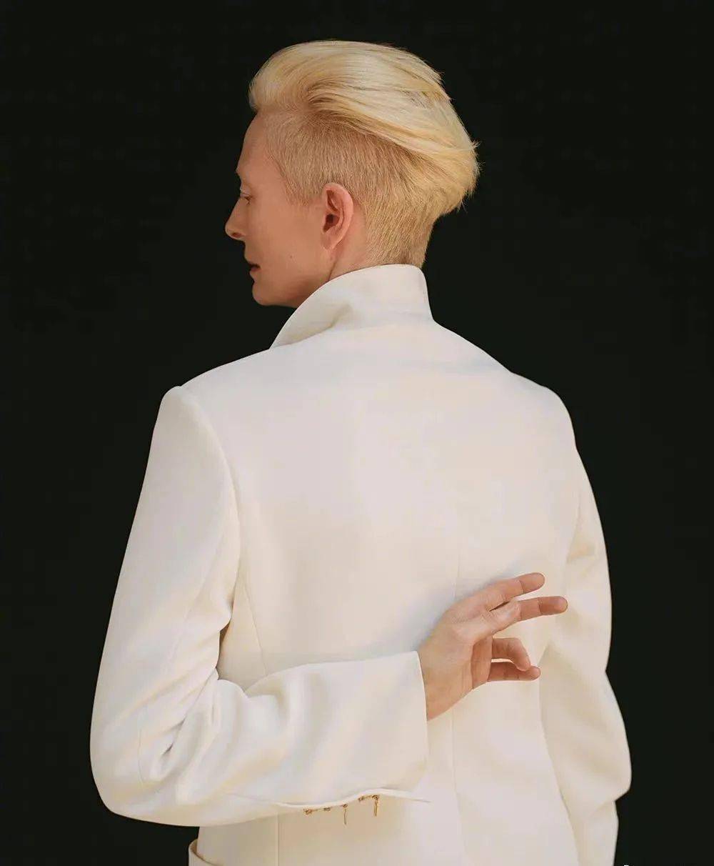 细节|白色，穿的就是气质！