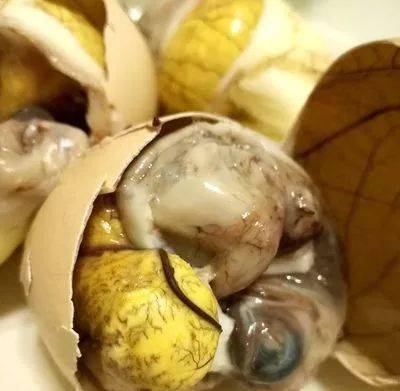 为此他们还评选出了5道最残忍的中国美食.