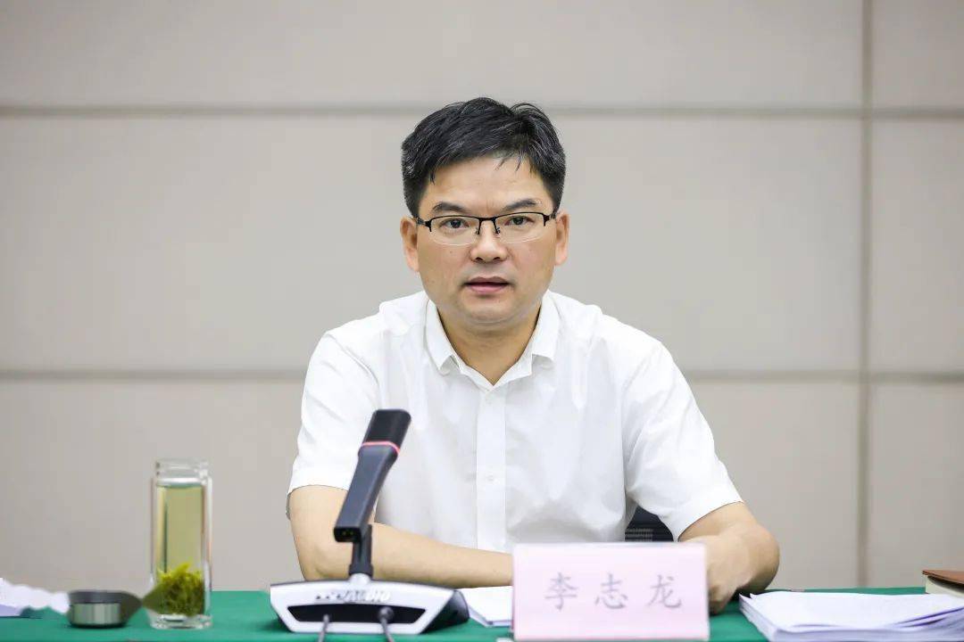 郑迪,屠国平,丁昌钰,包嘉颖,周力军,陈健,陶峰参加.