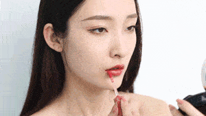 因为|“渣女唇妆”是什么鬼？凭什么直男都爱它？！