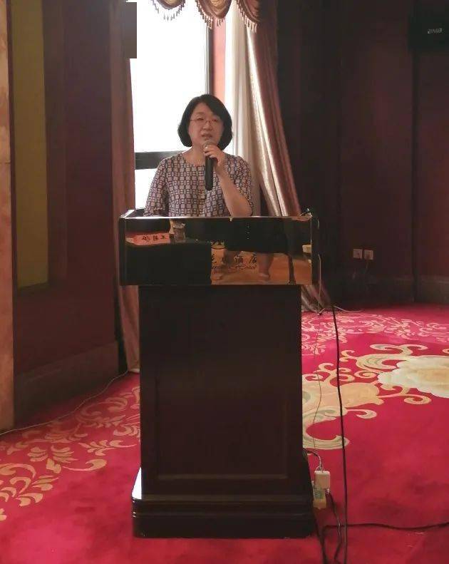 秘书那晶医生常务副理事长王莉莎副理事长汪晴教授副理事长梁战华教授