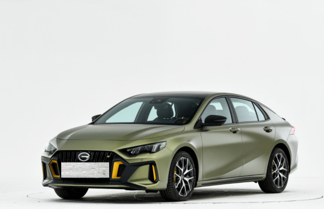 10万能买到的轿跑车,加速成绩6.6s,提速比思域快,来自广汽传祺