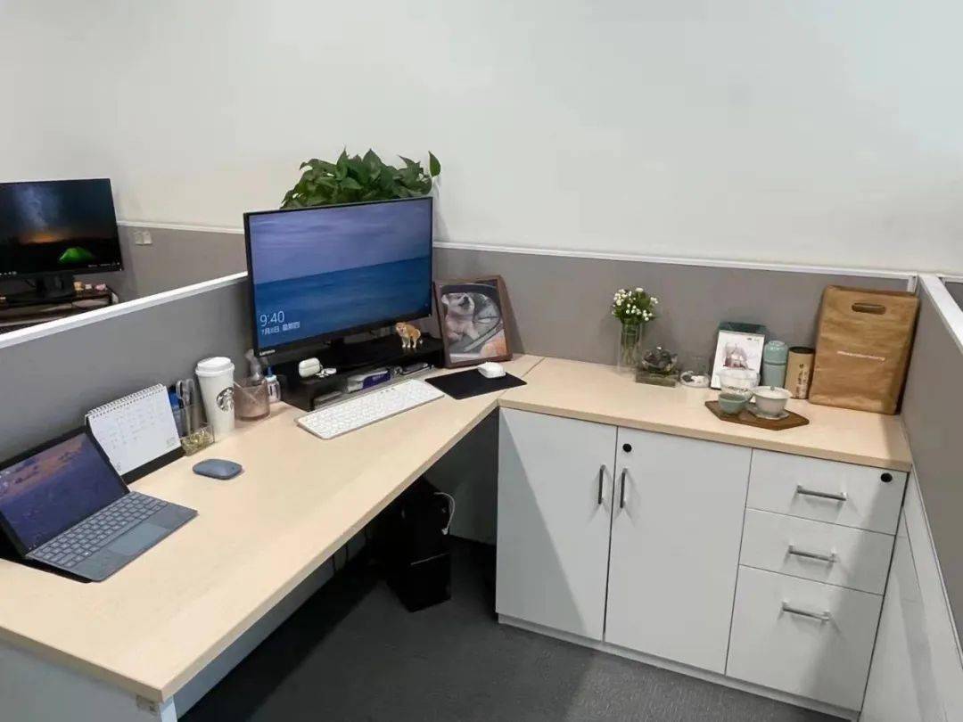 公司到底好不好,看社畜的工位就知道!