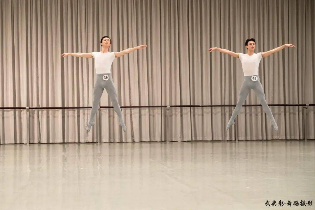 全网最火的歌曲2021舞蹈 97f3e6332d54461abd3cbfed933338c7.jpeg