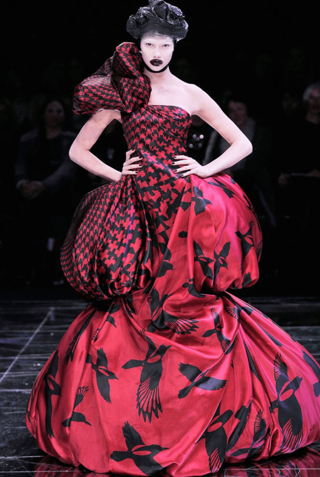 672小时换47套衣服看完库伊拉明年最佳服装设计奖稳了