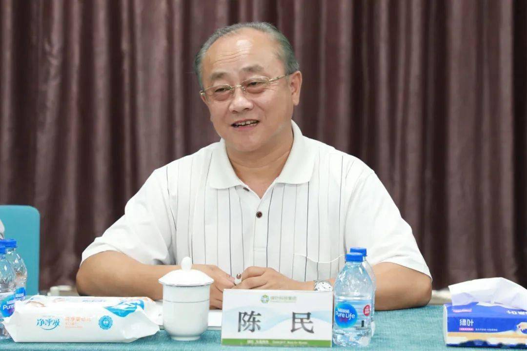 吴启标滨海县长图片