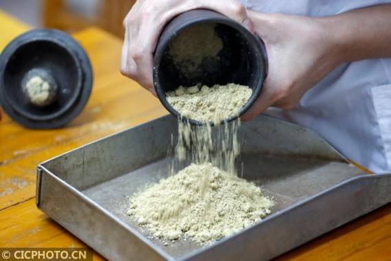 疾病|安徽黄山：“冬病夏治”正当时 三伏贴开贴