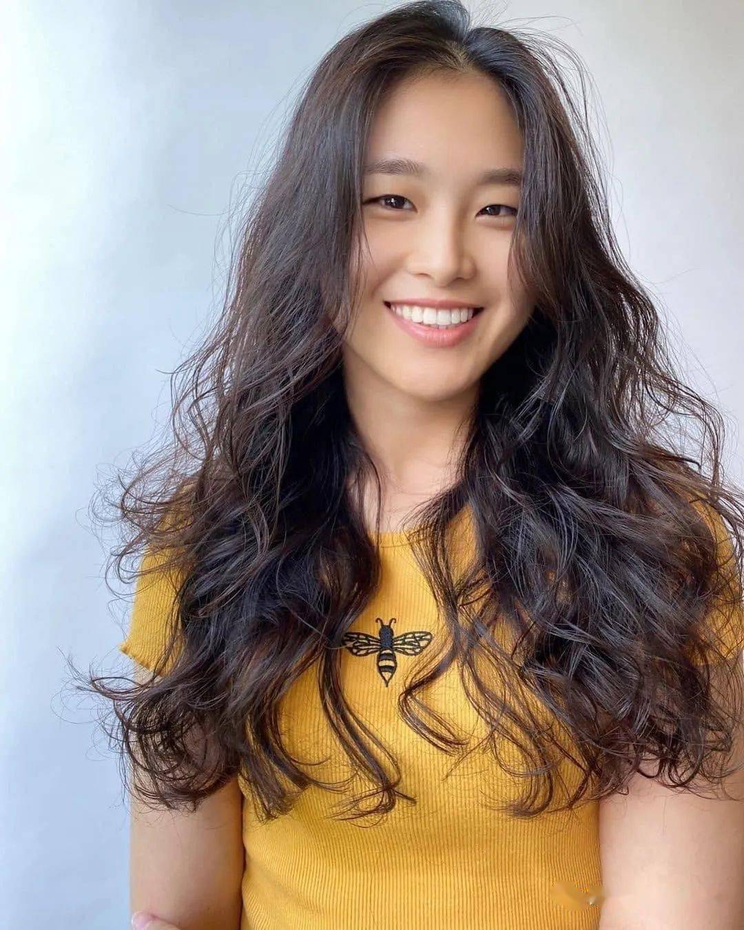 百变百搭耐看卷发法式浪漫卷俏皮和甜美的感觉