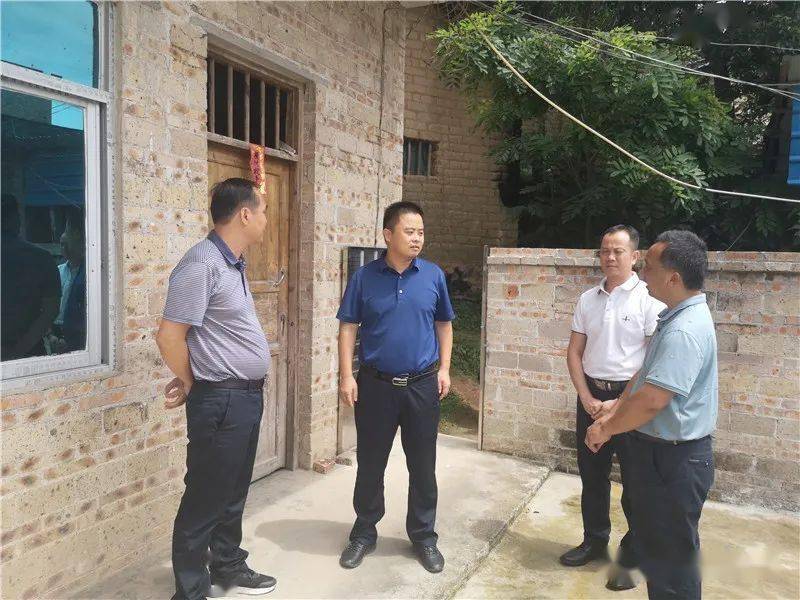 今年7月,北流市委主要领导刘启到该市大里镇调研安全生产工作,要求