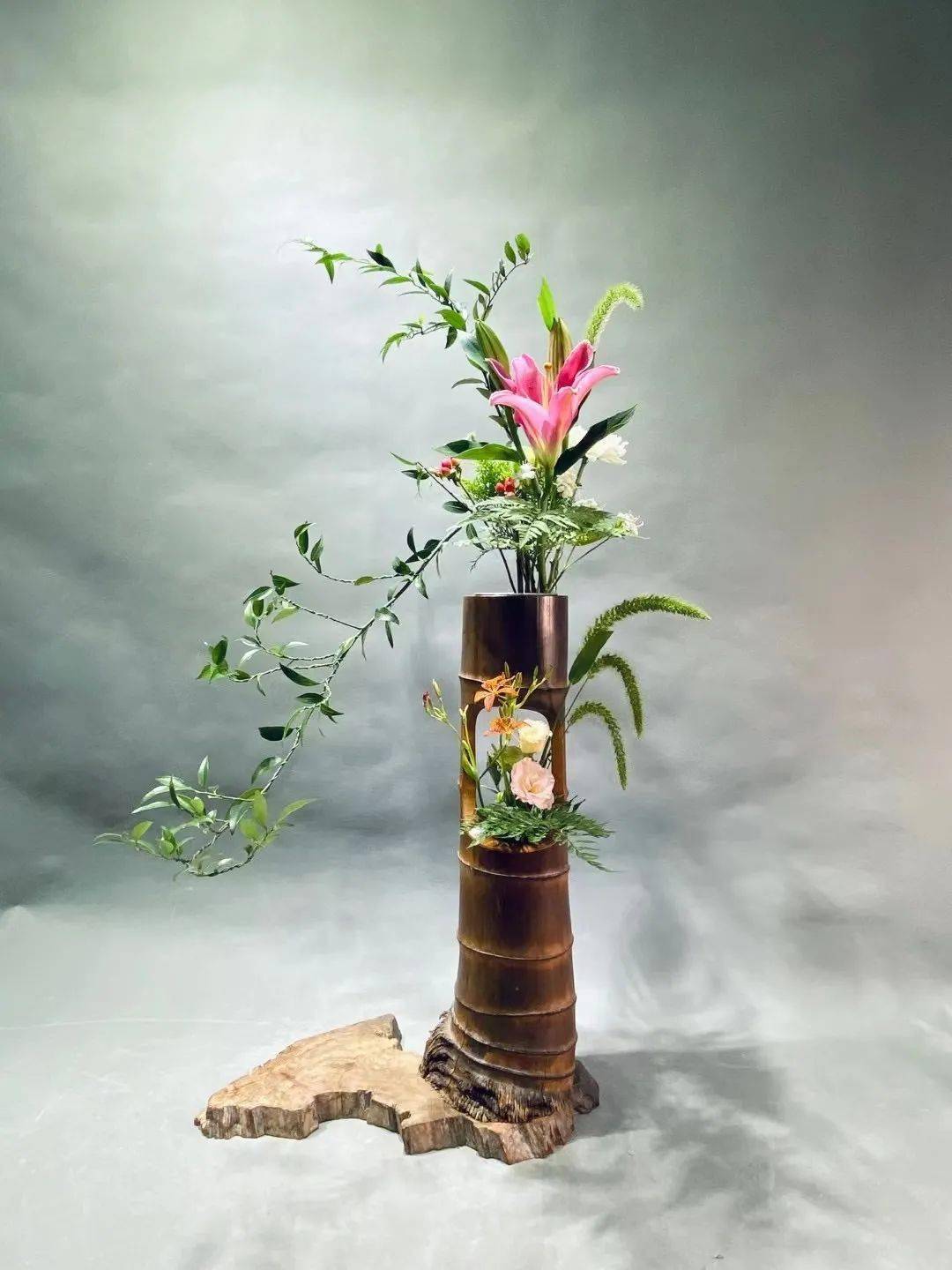 中华花艺大师操瑞芸:和花谈一场恋爱吧,你获得的疗愈不止一点点_插花