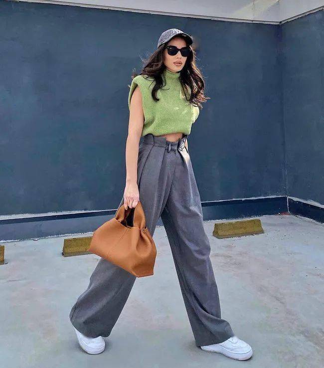 有一种高级的性感叫裤装style