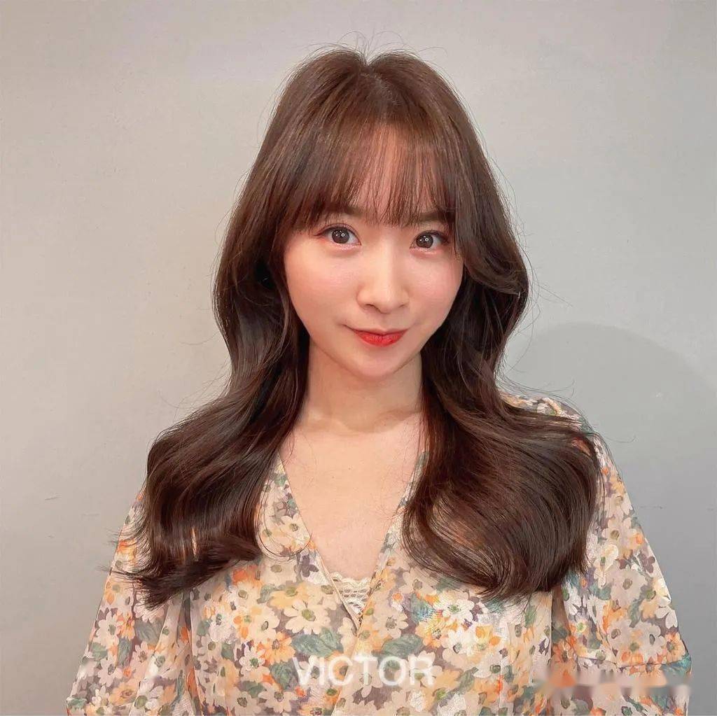 夏季流行top卷发之松软大卷发!优雅又大气_韩系