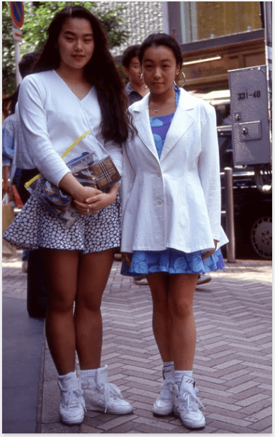 文化|东京街拍四十年:1988年的小姐姐我可以!
