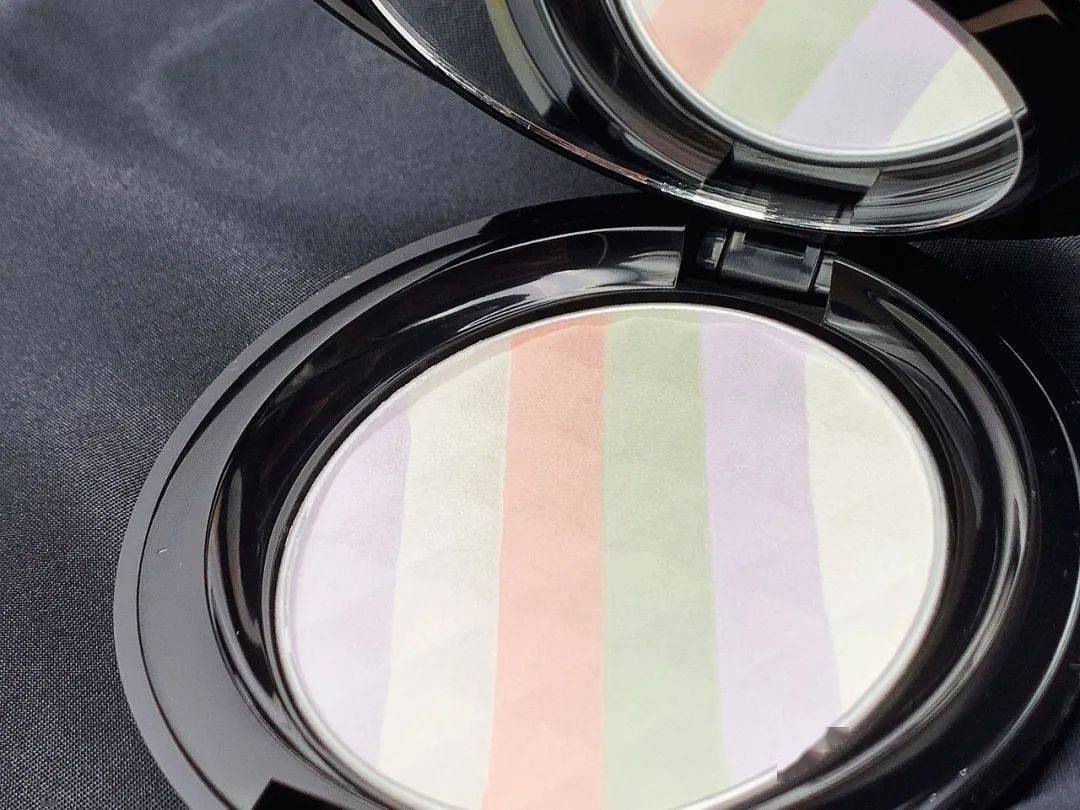 手指|开箱 | 今天就让你们知道三十多度的手指能开出多高分的箱