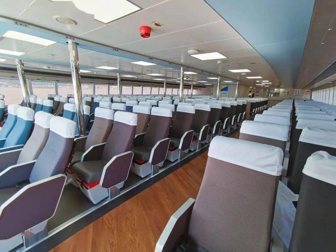 "新海珠"70分钟带你到大陈岛,豪华舒适振动小_客舱