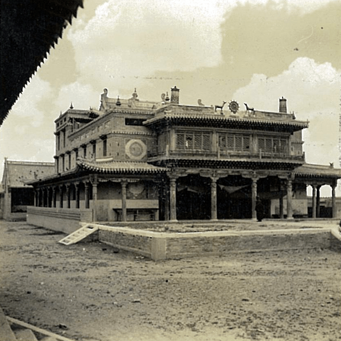 包头古迹:普会寺(清代,达茂旗)_活佛