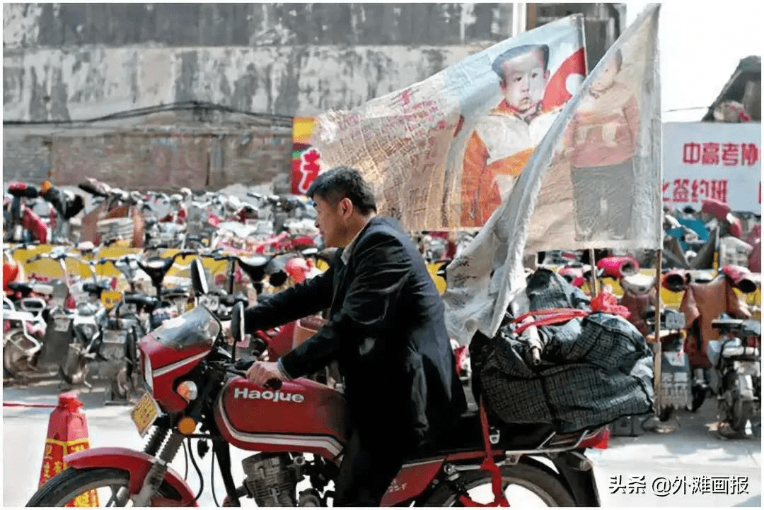 摩托车|刘德华“失孤”24年的孩子找到了，父亲用这种方式再次保护他