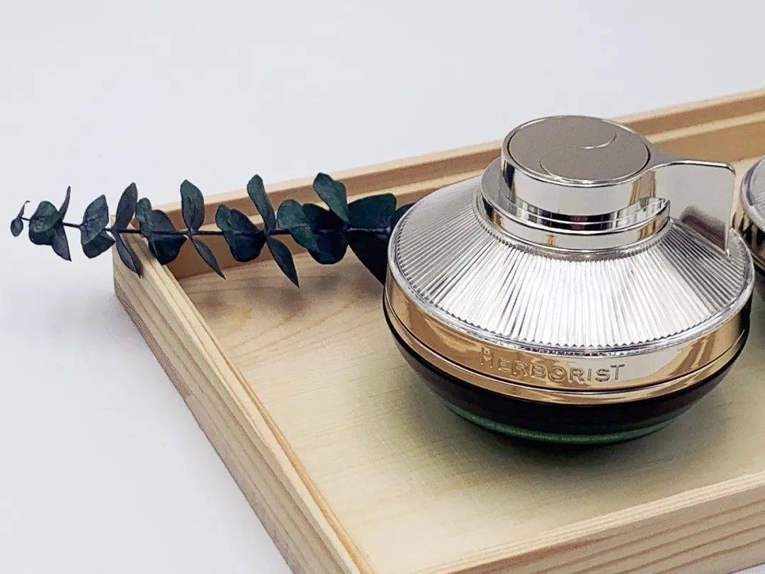 手指|开箱 | 今天就让你们知道三十多度的手指能开出多高分的箱