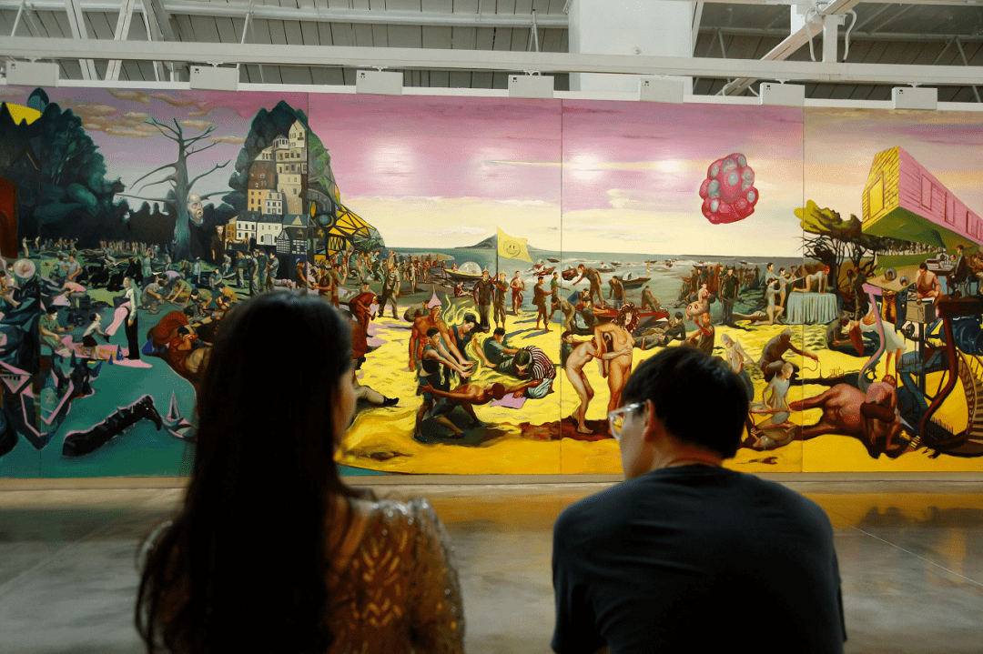 参观现场“永生之象”是徐跋骋世界观的感性显现。艺术家化身成世界的第