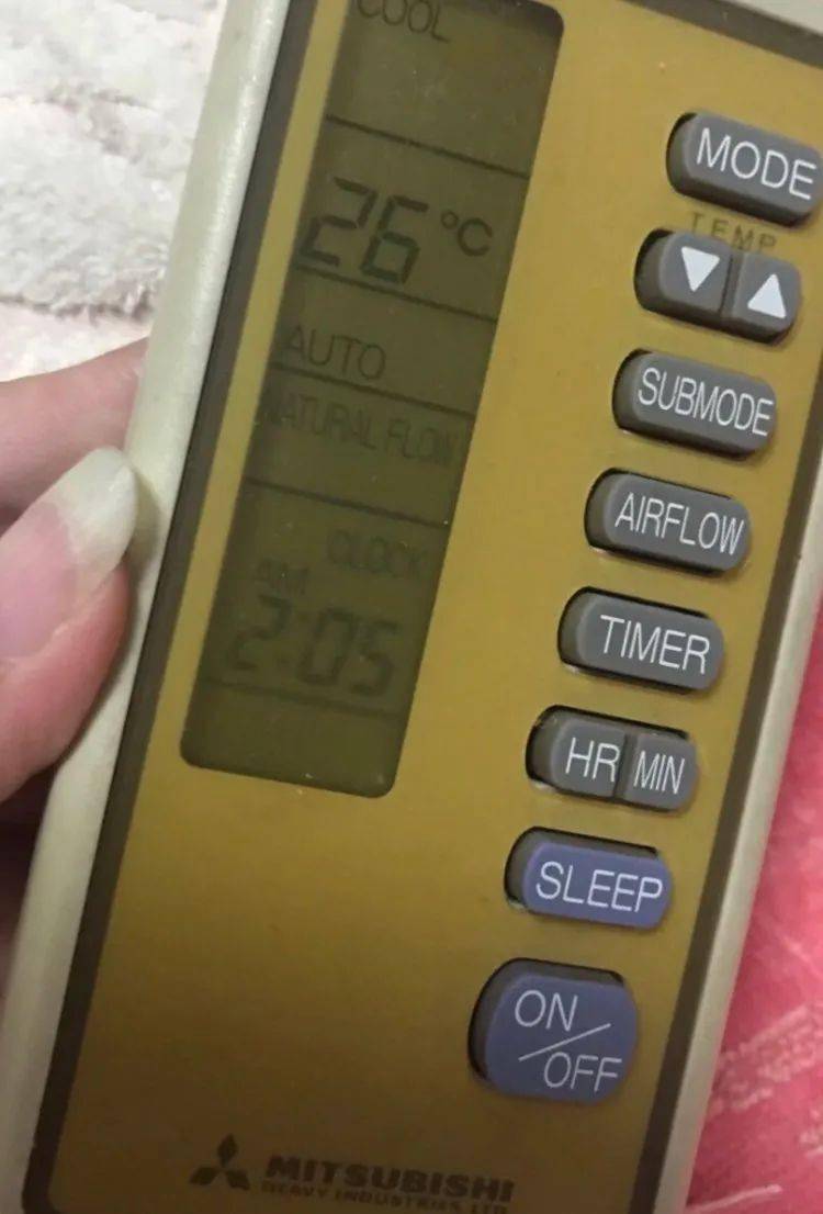 爷爷家的三菱空调用了23年了,制冷还好得很,吉首还有比这更老的空调吗