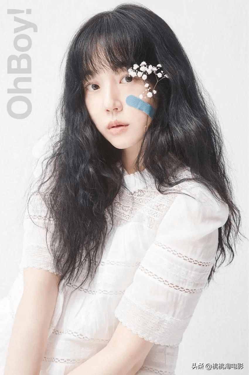 组图依然少女42岁林秀晶白裙造型杂志大片