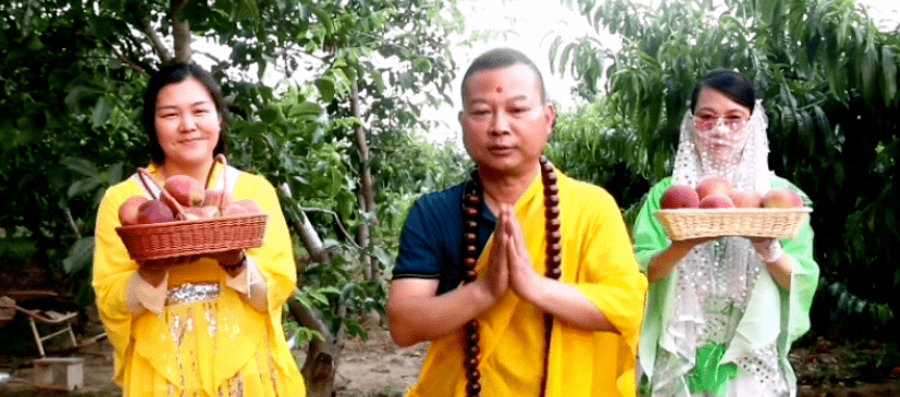 红星|乡镇干部扮演“唐僧师徒”卖桃：没想到会这么火，卖出3万多斤