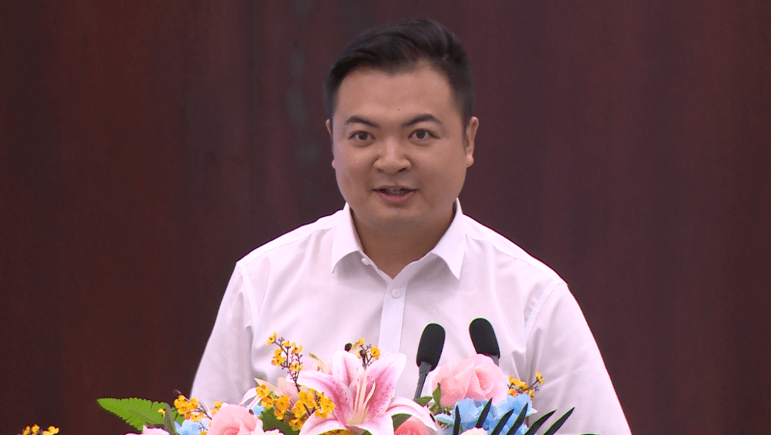 金昌党史宣讲小分队走进金泥集团