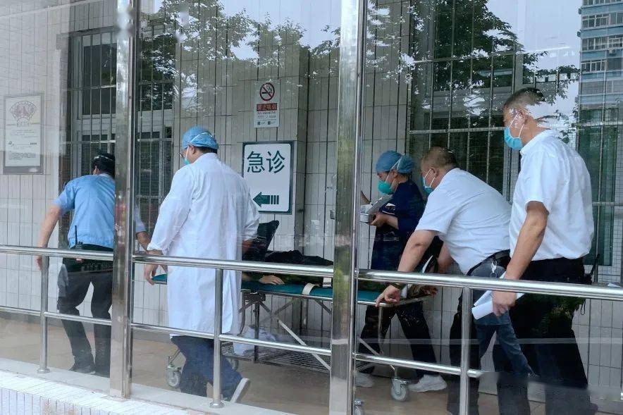 抢救车|我为群众办实事 | 门诊应急大演练，备预不虞保安全