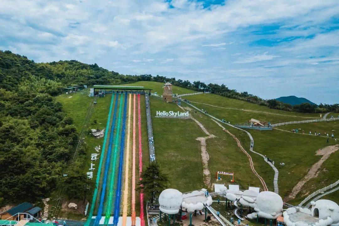 所以,走"森系治愈风"的云上草原夏季最高气温不超过30℃!