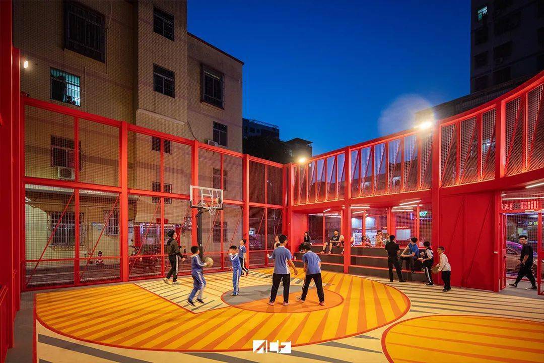 深圳城中村最燃篮球场