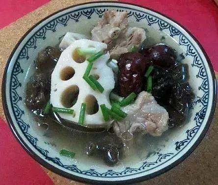 菌菇排骨汤做法菌菇泡多久 681fe3adda4746d59470cdb59456de6d.jpeg