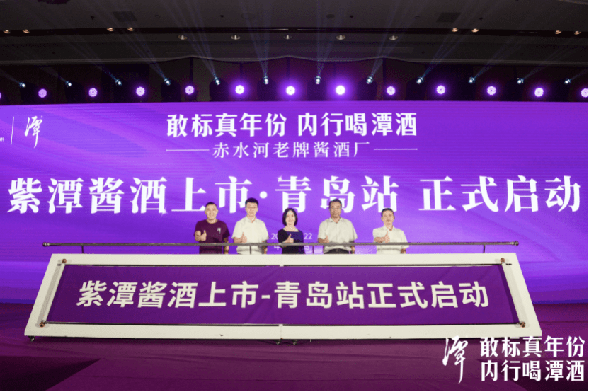 领航集团和贝莱德集团是干嘛的 5e88e8c5b11d4cd5811e19f51a54dff9.png