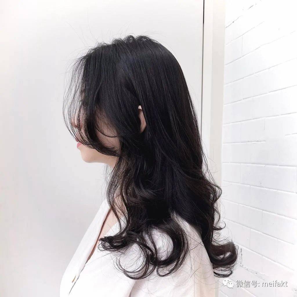 法式浪漫浏海～自然卷也能驾驭的卷度不论中长发,长发的烫发攻略通通