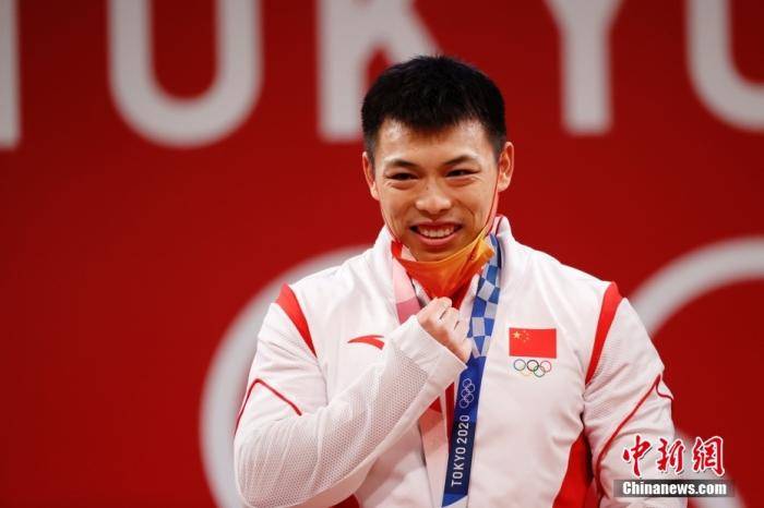 medal|Tokyo Olympic medalists can take off their masks for 30s during medal ceremonies