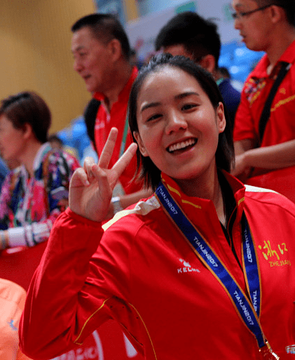 全网都为王璐瑶打气仍是了不起的温州姑娘深夜她再次微博发声