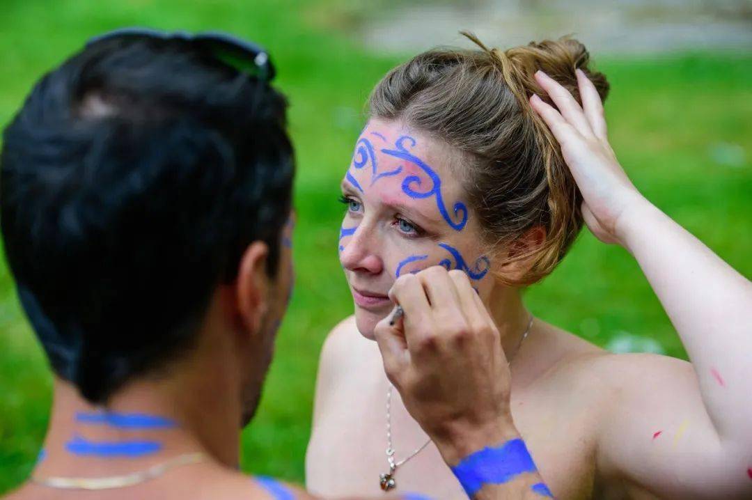 2021卡迪夫自行车裸骑如期举行