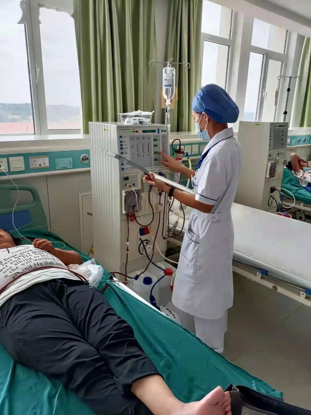 路漫漫其修远兮吾将上下而求索平度市第三人民医院血液透析室新入美小