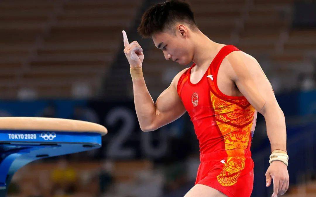 中国摘银,日本失误"跳"出世界冠军,日本网友怎么看?_肖若腾