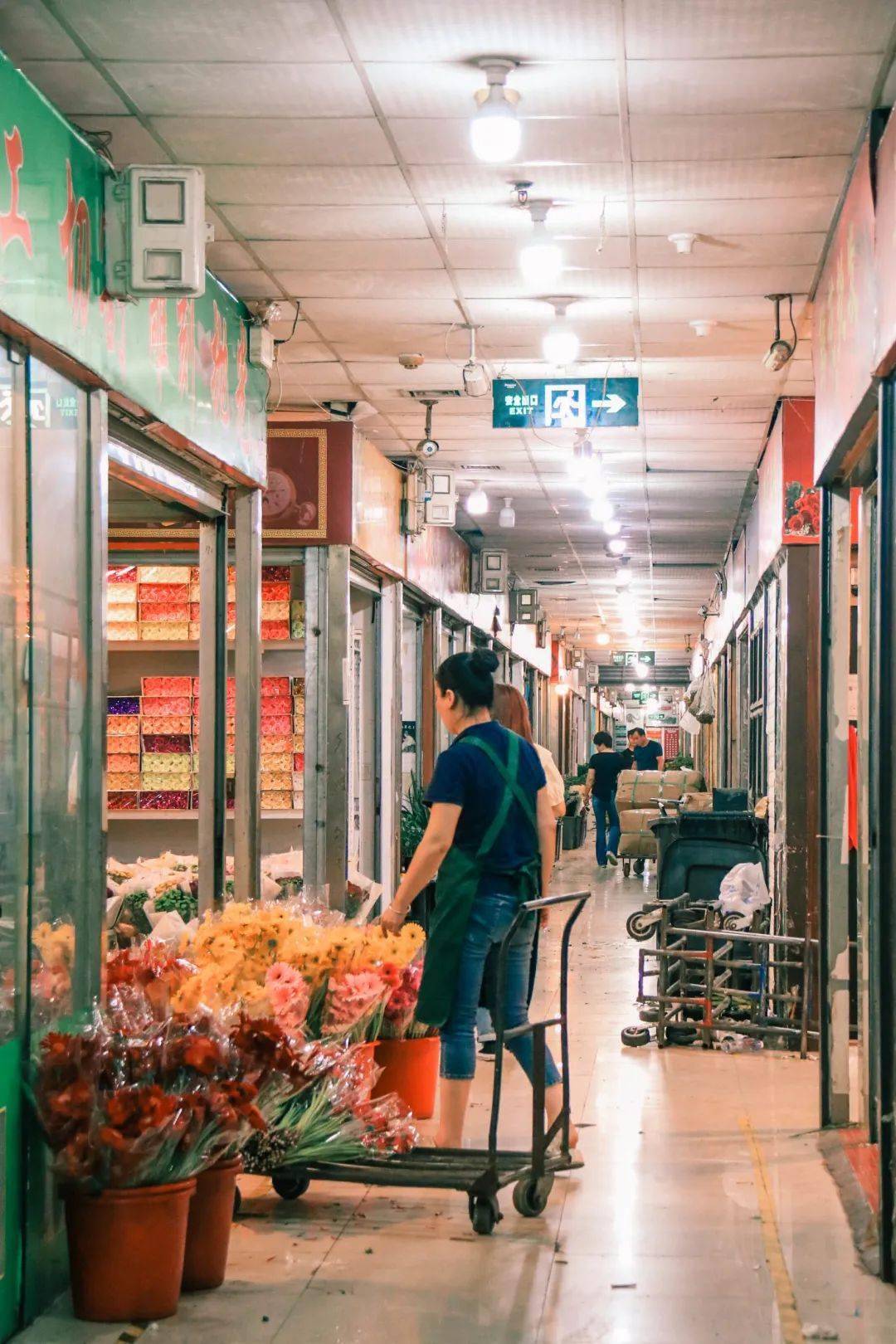 part|VINTAGE朝圣地！这座神秘的古着市场，藏着魔都时尚的另一面！