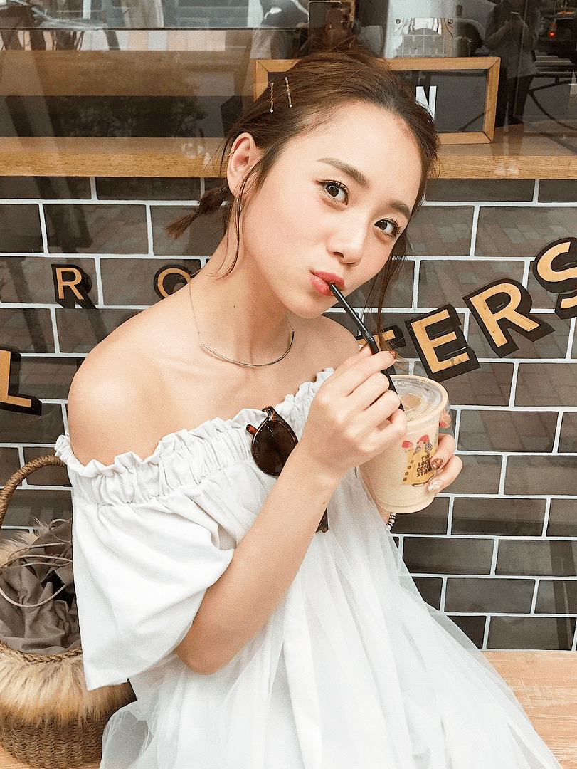 气色|摆脱土气！黄黑皮这样穿最美最时髦！一秒变高级！