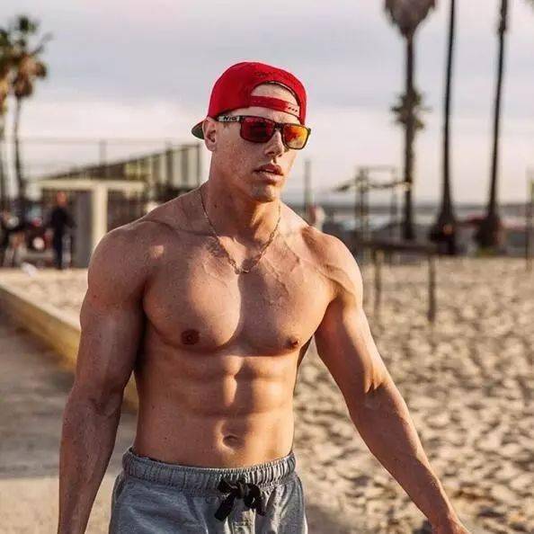 肌肉排名_肌肉帅哥(2)