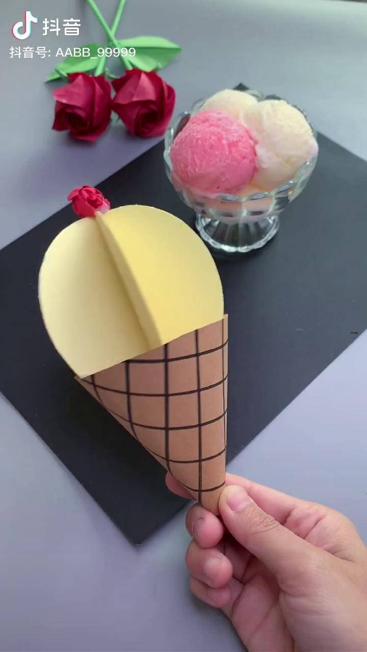 放假了和孩子在家自制冰激凌吧太好玩了幼儿园手工亲子手工