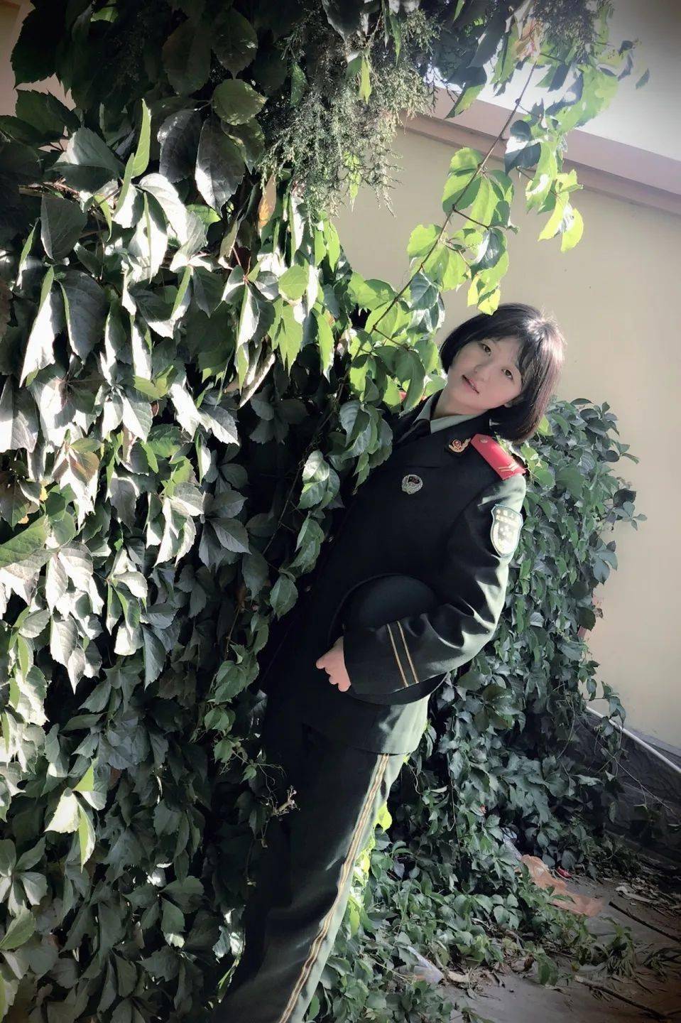 刘宏弟,曾服役于第二炮兵司令部电子对抗第二团96876部队.