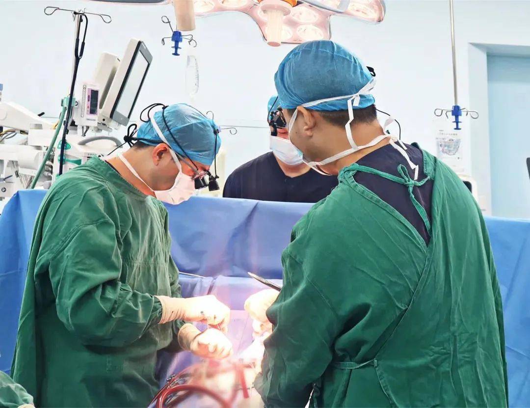 胸痛|11岁女孩睡梦中突发剧烈胸痛！竟是因血管内埋了“不定时炸弹”