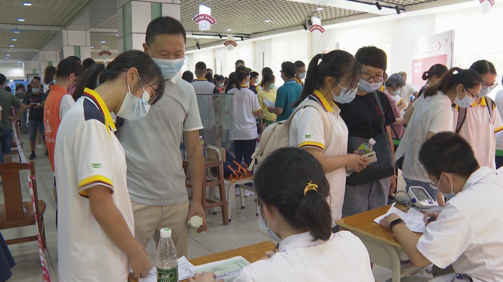 江门一中设高三年级学生新冠疫苗接种专场