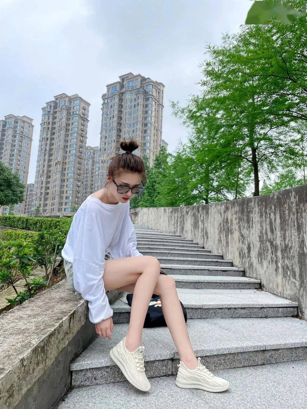 雨鞋|鬼才发明!这双雨天“淋不湿”的空调鞋,舒服得能上天!轻盈到要“起飞”,真的爽爆了