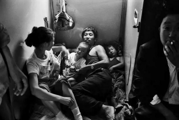 王福春：火车上的中国人_搜狐网